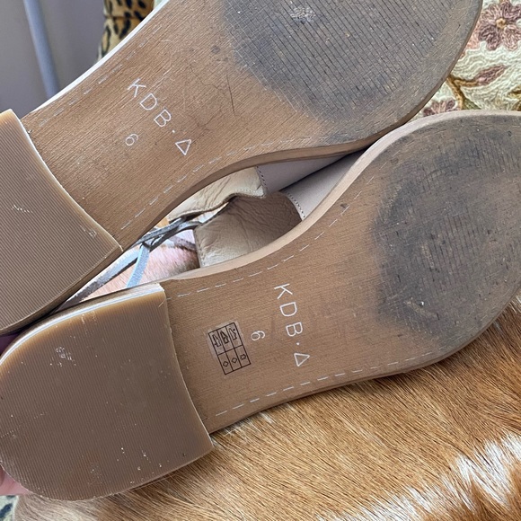 Beautiful Kelsi Dagger fringe flats 36 - Picture 4 of 4